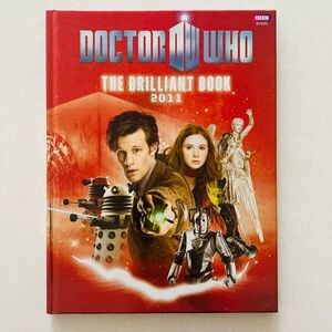 💕**NEW** BBC DOCTOR WHO: The Brilliant Book 2011 - Red Cover💕